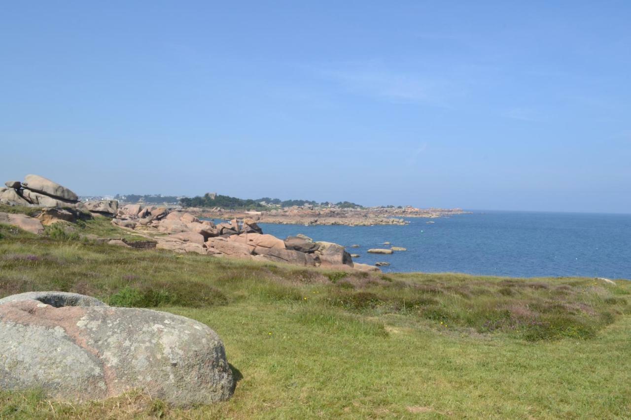 Gîte du port sur la presqu'île de Lézardrieux Exterior foto